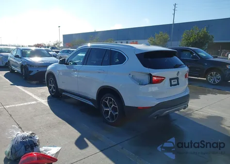 2018 BMW X1 xDrive28I z USA, uszkodzony, nr VIN WBXHT3C36J5K30649